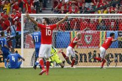 Gol Robson-Kanu Jadi Penentu Kemenangan Wales Atas Slovakia