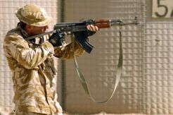 Militer AS Minta Dibuatkan Senjata AK-47