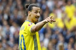 HOT NEWS: Zlatan Ibrahimovic Sepakat ke MU, Tes Medis Pasca Euro