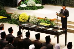 Dicopot Ahok, Kadis...