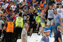 Tiga Fans Rusia Dijebloskan ke Penjara