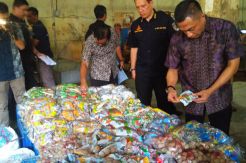 Bareskrim Gerebek Pabrik Bakso Berbahaya di Bogor