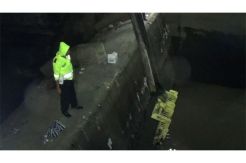Mobil Pengangkut Uang Terjun ke Sungai, Polisi Pengawal Masih Hilang