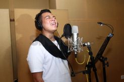 Mario, Anak Supir dari NTT, yang Raih Mimpi di The Voice