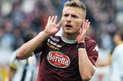 Napoli Temui Ayah dan Agen Witsel, Plus Dekati Striker Sevilla