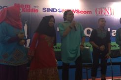 Tips Anak Mencintai Agama ala Helvy Tiana Rosa