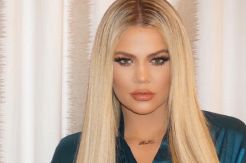 Genap 32 Tahun, Khloe Kardashian Merasa Malu