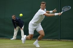 Tomas Berdych Butuh Tiga Jam Singkirkan Petenis Uzur
