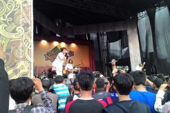Gigi Hibur Warga Subang dengan Lagu Religi Sifat 20