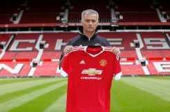 Mourinho Ogah Lanjutkan Strategi Van Gaal
