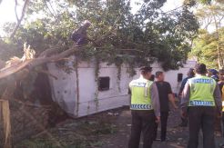 Bus Terguling di Cimahi, 9 Orang Tewas