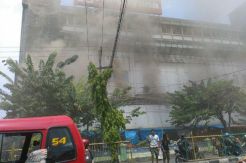 Aksara Plaza Medan Terbakar, Pedagang Panik
