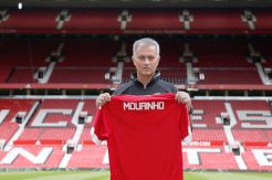Mourinho: Manchester United Hanya Butuh 24 Pemain
