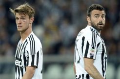 Ogah Dikadali Napoli, Arsenal Bidik Bek Tengah Juventus