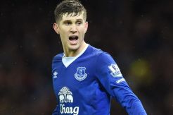 Bek Tangguh Everton Mendekat ke Manchester City