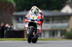 Iannone Pimpin Sesi Latihan Keempat, Lorenzo Ikut Q1