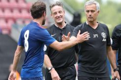 Bukan Sekedar Bicara, Jose Mourinho Persembahkan Kemenangan Pertama