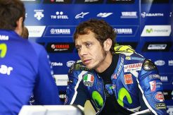 Tepis Anggapan Salah Strategi, Rossi Sebut YZR-M1 Lambat