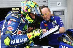 Rossi Atur Strategi Demi Kejar Marquez