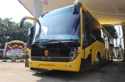 UI Luncurkan City Car dan Bus Penumpang Bertenaga Listrik