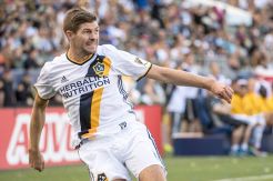 Gerrard Belum Terima Panggilan Kerja dari Liverpool
