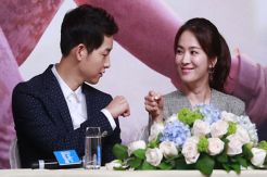 6 Alasan Song Joong Ki-Song Hye Kyo Layak Jadi Sepasang Kekasih