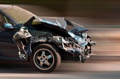 Mobil Bobotoh Persib Hantam Pikap, Motor & Warung Sate