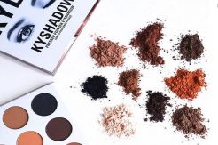 Wow, Produk Kecantikan Kylie Jenner Terjual Habis dalam Satu Menit