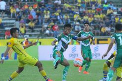 Tampil Membosankan, Persegres Tertahan di Kandang