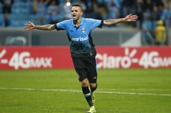 Frustrasi Dapatkan Lini Depan Bagus, Barcelona Akhirnya Bidik Bomber Gremio