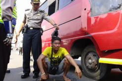Mabuk saat Mengemudi,...