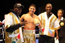 Jessie Vargas Lawan...