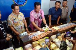 Loncat dari Lantai 3 Ruko, Kurir 80 Kg Sabu Akhirnya Tewas