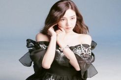 Tiffany SNSD Miliki Punggung Paling Seksi