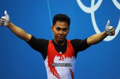 Lifter Eko Yuli Sumbang...