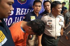 Rekonstruksi Pembunuhan...