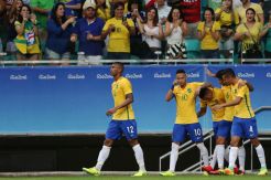 Bantai Denmark, Brasil Tantang Kolombia di Perempat Final