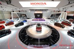 Booth Honda Usung Tema Advanced New World