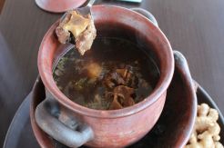 Lezatnya Sop Buntut Anglo Klasik Khas Bandung