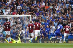 Benamkan Burnley, Antonio Conte Bukukan Rekor Sempurna