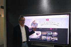 Konten Lintas Platform...