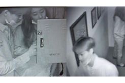 Kai EXO dan Krystal F(X) Bermesraan di Kafe?