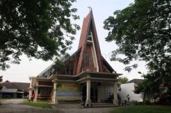 Leluhur Pelaku Bom Gereja St Yoseph Tokoh Agama yang Toleran