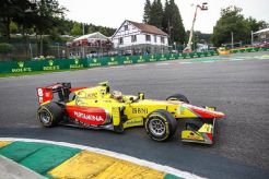 Sean Tanpa Poin, Giovinazzi Juara di Spa Francorchamps