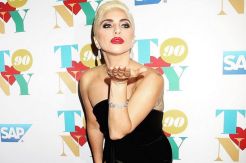 Lady Gaga Rilis Single Perfect Illusion untuk Album Kelima