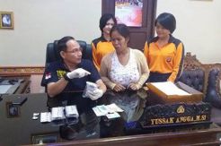 Simpan Ratusan Pil Koplo Dalam Panci, Noorhayati Menangis Saat Ditangkap