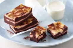Resep Red Velvet Cream Cheese Brownies untuk Ulang Tahun Kerabat