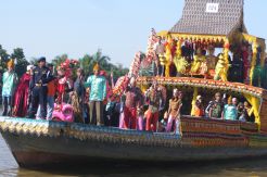 Kalsel Pancing Wisatawan dengan Festival Budaya Pasar Terapung