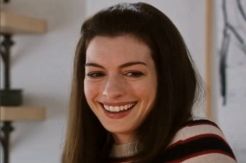 Anne Hathaway Inginkan Lagi Peran Catwoman