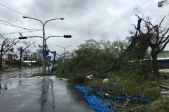 Dihantam Topan Meranti,...